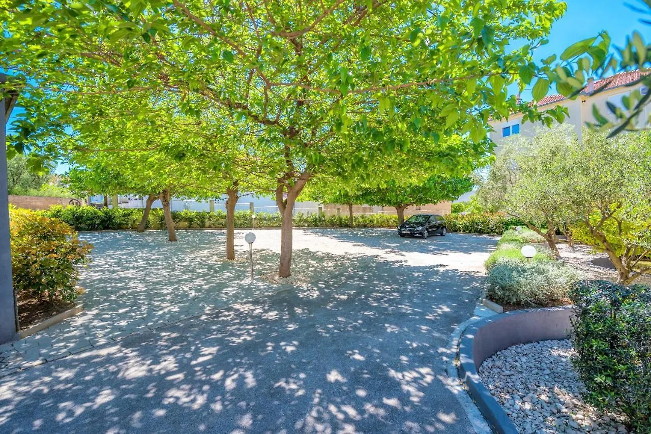 Villa Mihaela Trogir Croatia