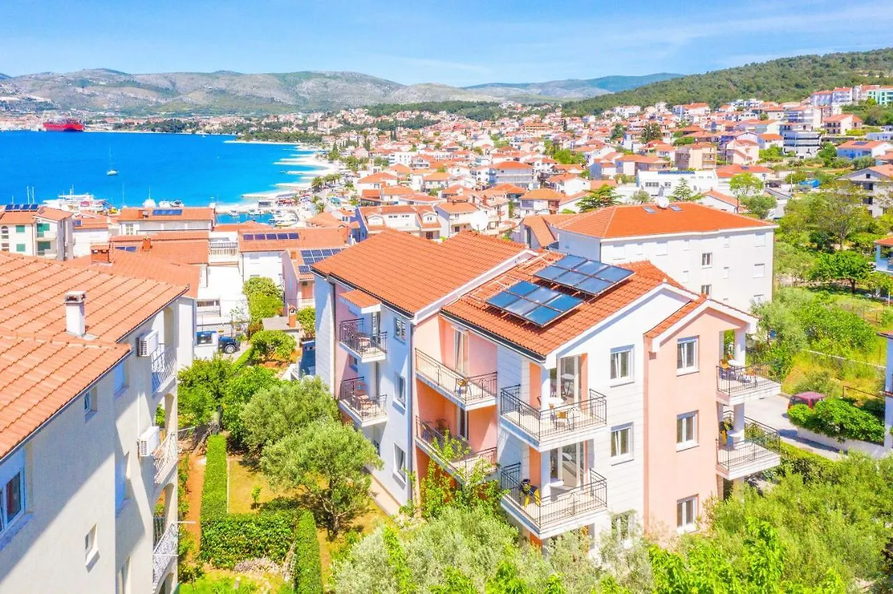 Villa Mihaela Trogir Apartment